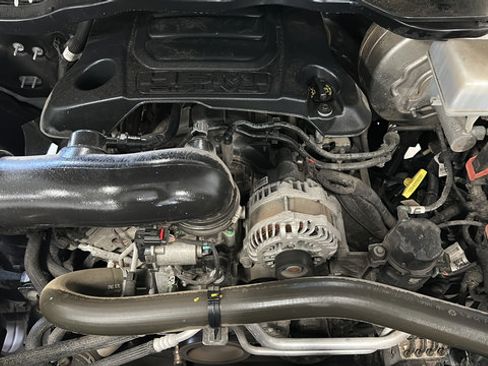 Used 2022 RAM 1500 Limited AWD/4WD image 25