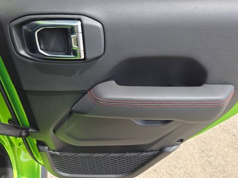 New 2025 Jeep Gladiator Rubicon image 7