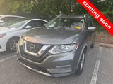 Used 2018 Nissan Rogue SV image 2