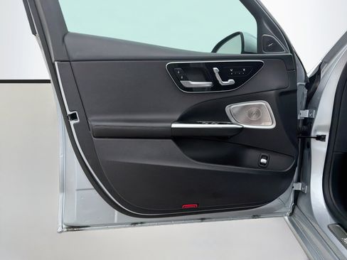 Used 2024 Mercedes-Benz C 300 Sedan image 22