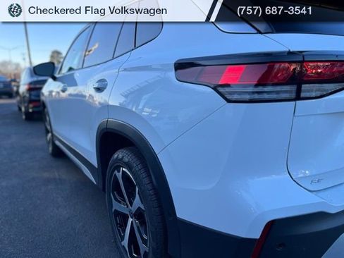 New 2026 Volkswagen Tiguan SE AWD/4WD image 8