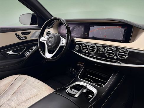 Used 2018 Mercedes-Benz S 560 4MATIC Sedan image 10