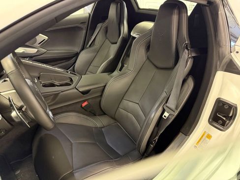 Used 2023 Chevrolet Corvette Z06 image 8