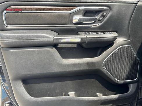 Used 2019 RAM 1500 Laramie AWD/4WD image 16