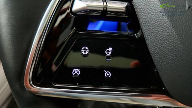 Used 2025 Cadillac Optiq Sport 2 AWD/4WD image 62