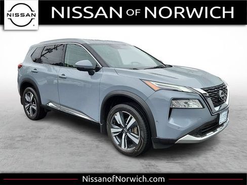 Used 2023 Nissan Rogue Platinum w/ Platinum Premium Package AWD/4WD image 1