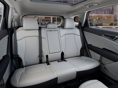 New 2026 Kia Sportage EX image 17