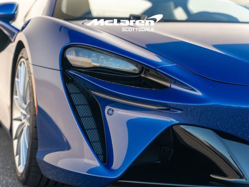 New 2026 McLaren Artura image 11