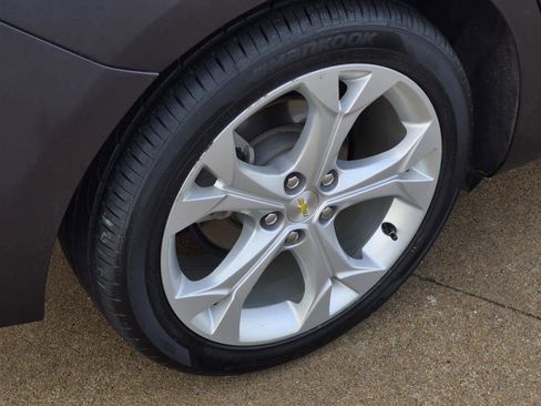 Used 2017 Chevrolet Cruze Premier image 7