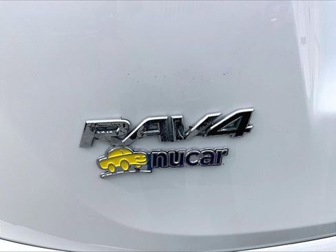 Used 2017 Toyota RAV4 Limited w/ Advanced Technology Package image 8