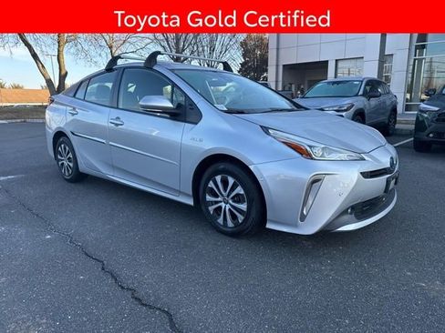 Certified 2022 Toyota Prius LE image 4
