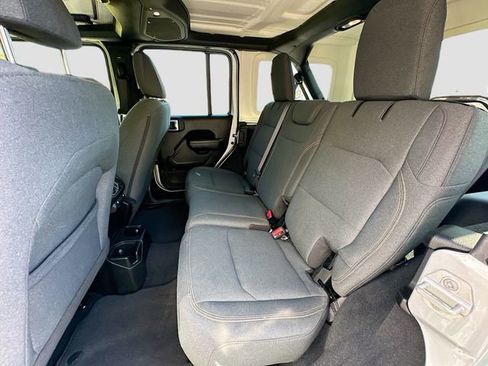 Used 2024 Jeep Wrangler Sport S image 22