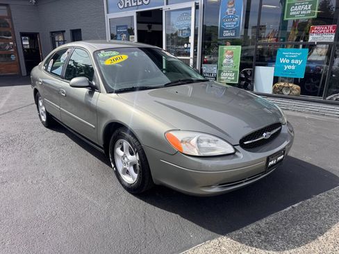 Used 2001 Ford Taurus SE FWD image 4
