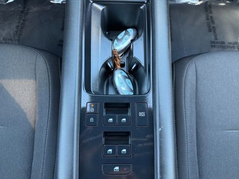 Used 2024 Hyundai Ioniq 6 SE RWD image 19