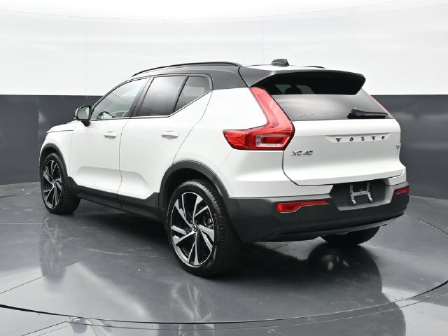 Used 2021 Volvo XC40 T5 R-Design w/ Advanced Package AWD/4WD image 8