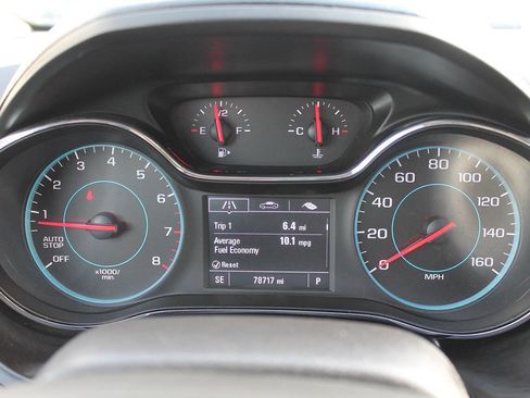 Used 2017 Chevrolet Cruze LT image 27