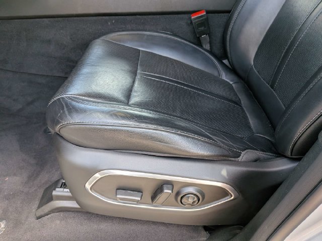Used 2024 Jeep Wagoneer 4WD w/ Premium Group I image 19