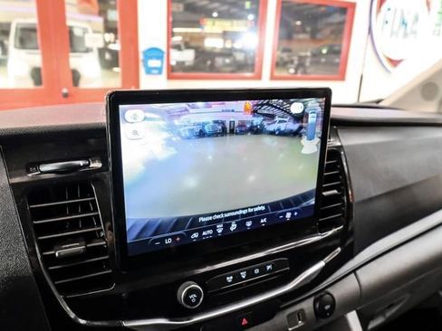 Used 2023 Ford Transit 350 XLT image 18