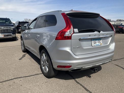 Used 2016 Volvo XC60 T6 image 4