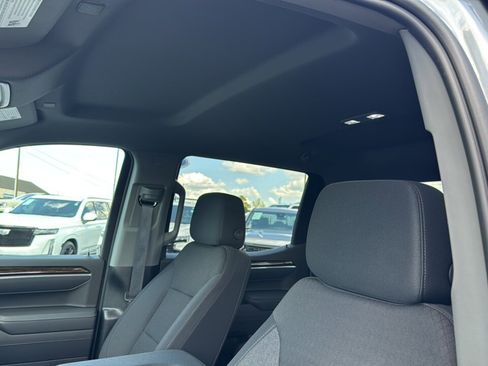 Used 2026 GMC Sierra 1500 Elevation w/ Elevation Select Package image 17