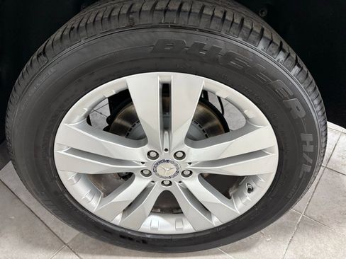 Used 2012 Mercedes-Benz GL 320 BlueTEC 4MATIC image 10