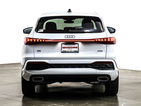New 2025 Audi Q5 Premium image 3