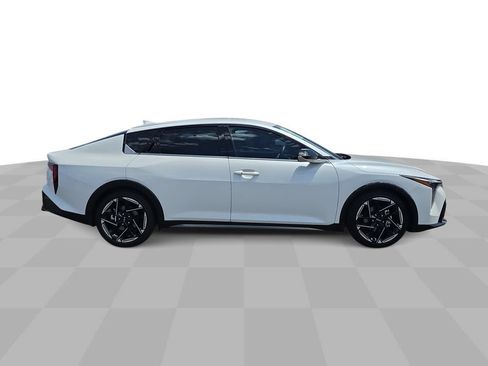Used 2025 Kia K4 GT-Line FWD image 9