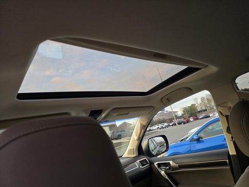 Used 2021 Lexus GX 460 Premium image 7