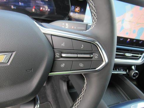 New 2025 Chevrolet Equinox EV LT w/ Convenience Package image 19