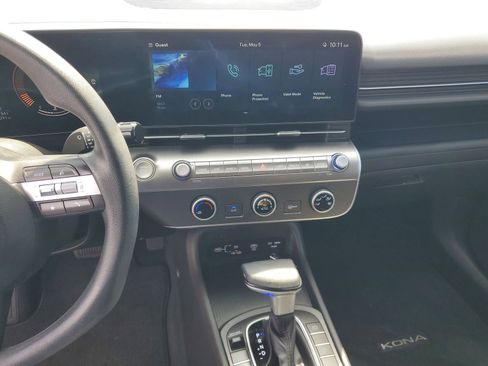 Used 2025 Hyundai Kona SE FWD image 21