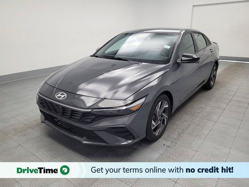 Used 2025 Hyundai Elantra Sport FWD image 1