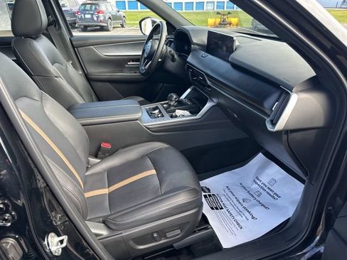 Used 2024 MAZDA CX-90 Plug-In Hybrid w/ Premium Plus AWD/4WD image 9