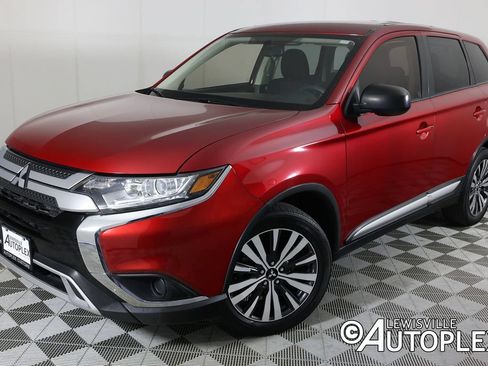 Used 2020 Mitsubishi Outlander ES FWD image 1