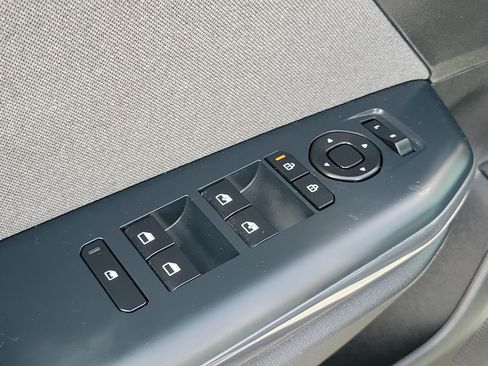 Used 2025 Kia K4 EX FWD image 23