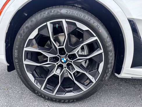 New 2027 BMW X7 xDrive40i AWD/4WD image 13