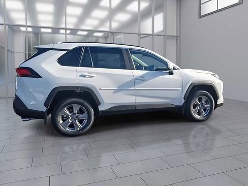 New 2025 Toyota RAV4 XLE image 7