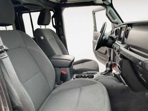 Used 2021 Jeep Wrangler Unlimited Sport AWD/4WD image 18