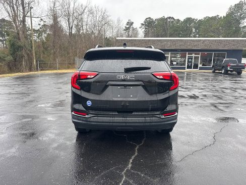 Used 2020 GMC Terrain SLT w/ Preferred Package image 4