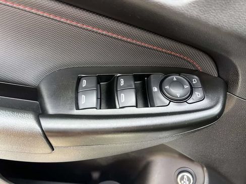 Used 2024 Chevrolet TrailBlazer RS w/ Convenience Package AWD/4WD image 18