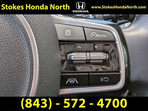 Used 2021 Kia Sorento S FWD image 31