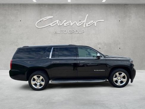 Used 2015 Chevrolet Suburban LTZ image 17