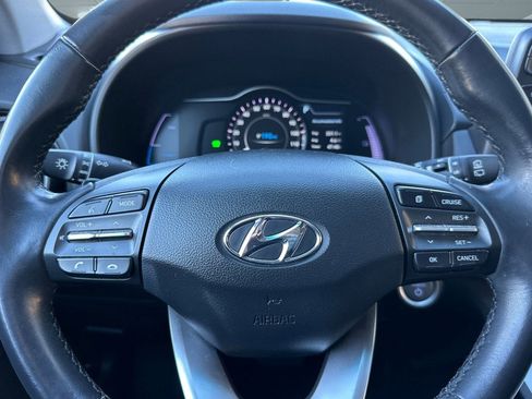 Used 2019 Hyundai Kona SEL image 16