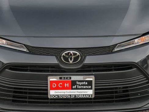 Used 2024 Toyota Corolla LE FWD image 5