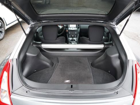 Used 2016 Nissan 370Z Coupe image 46