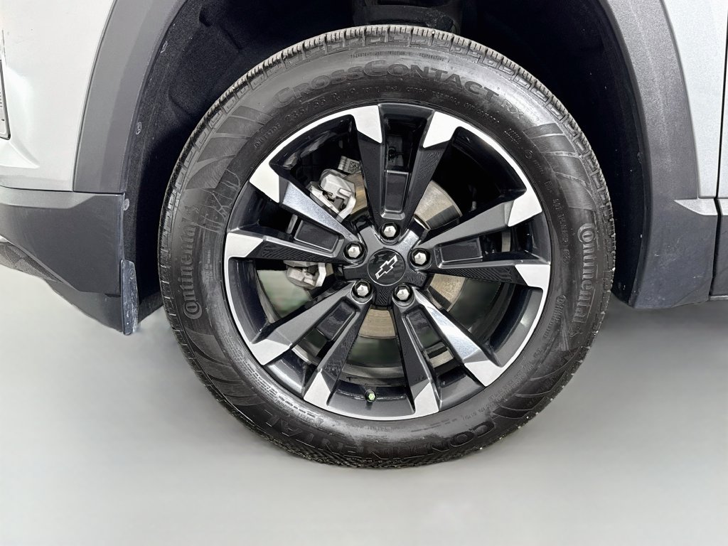 Used 2025 Chevrolet Equinox RS FWD image 29