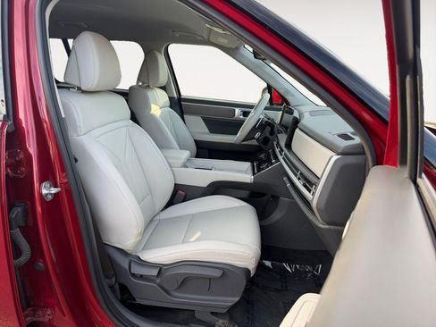 Certified 2025 Hyundai Santa Fe SEL AWD/4WD image 24