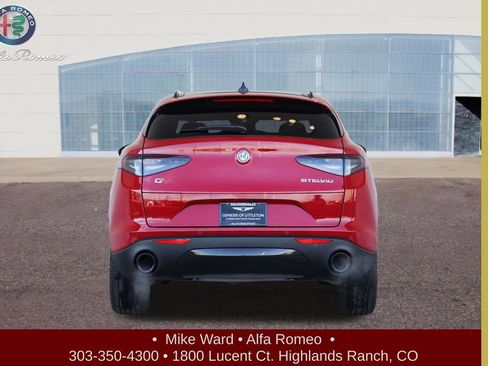Used 2025 Alfa Romeo Stelvio Sprint AWD/4WD image 4
