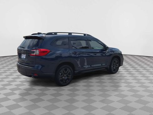 Used 2025 Subaru Ascent Onyx Edition w/ Onyx Package AWD/4WD image 8