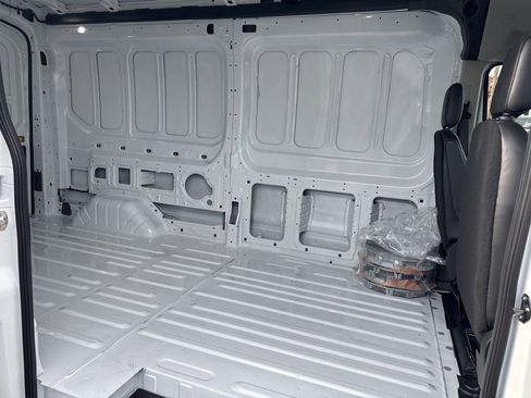 New 2026 Ford Transit 250 148 Medium Roof w/ Exterior Upgrade Package RWD image 34
