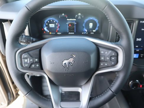 New 2025 Ford Bronco Big Bend image 3
